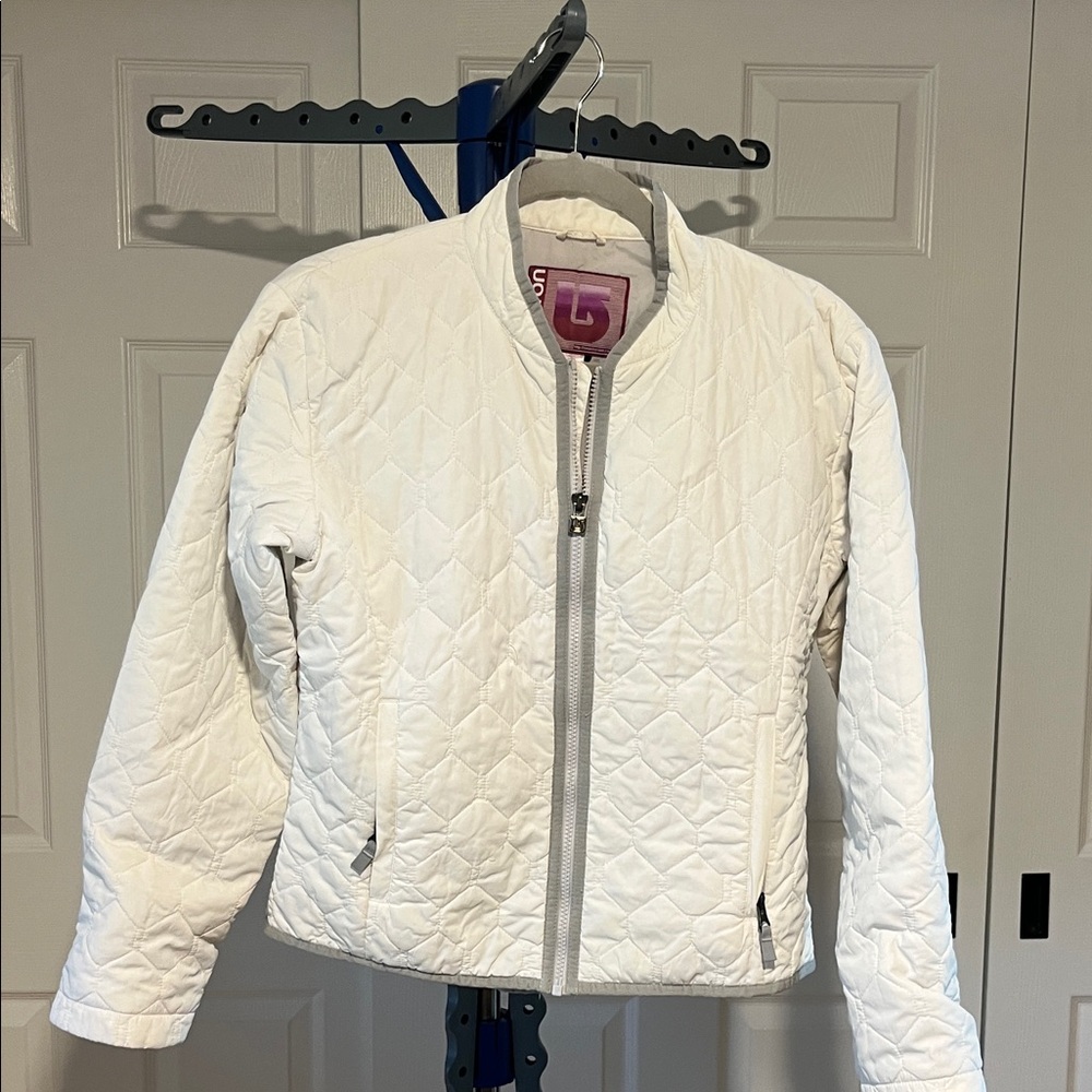 Burton White lightweight puffer